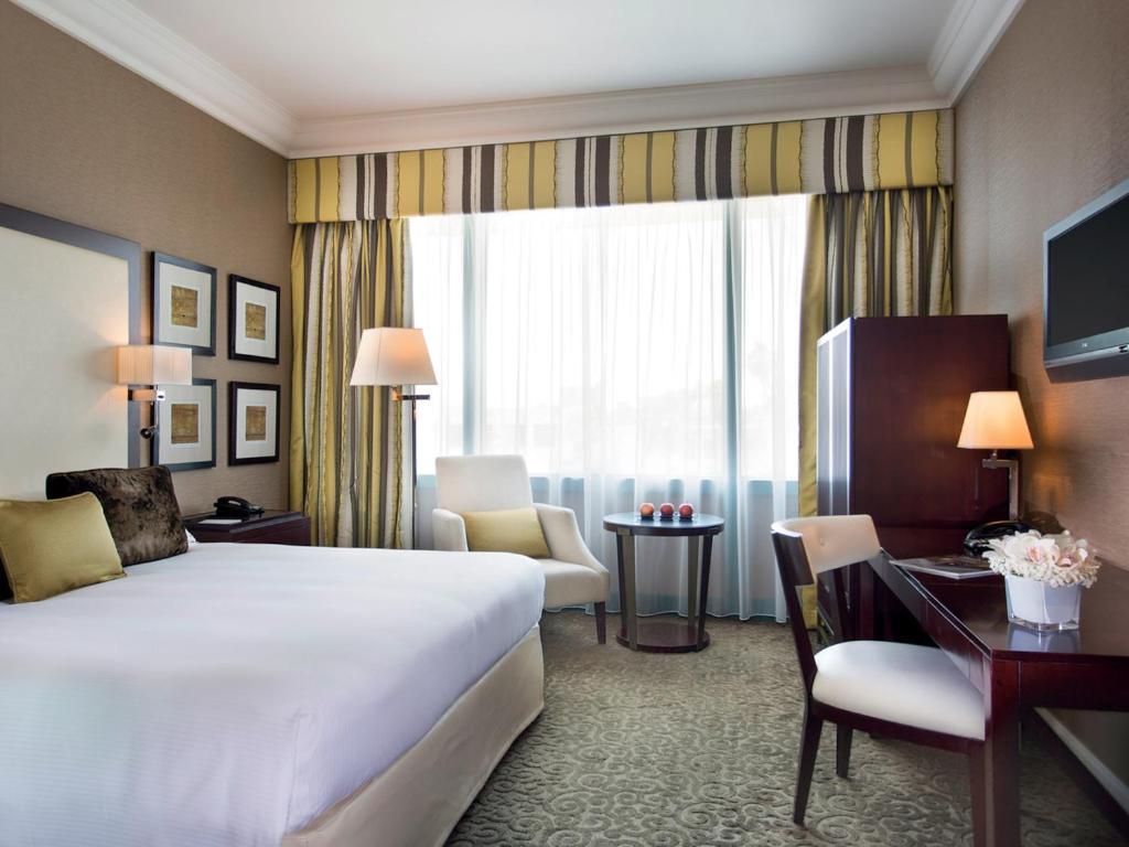 เมอเวนพิค แกรนด์ อัล บุตัน ดูไบ Hotel ภายนอก รูปภาพ