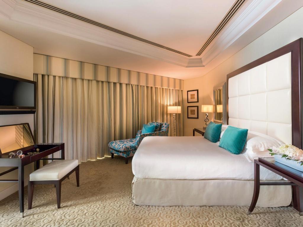เมอเวนพิค แกรนด์ อัล บุตัน ดูไบ Hotel ภายนอก รูปภาพ