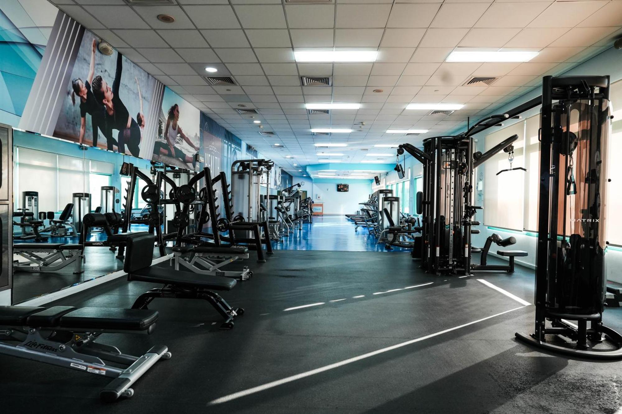 เมอเวนพิค แกรนด์ อัล บุตัน ดูไบ Hotel ภายนอก รูปภาพ The gym at the National Training Centre, Loughborough University